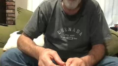 newtman68 online show from May 2, 11:43 pm
