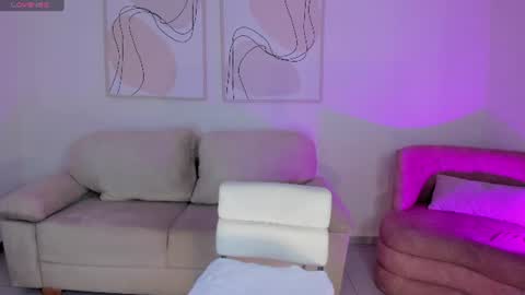 SQUIRTER DOLL    online show from June 20, 6:14 pm
