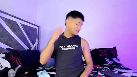 Niall  online show from March 12, 12:04 pm