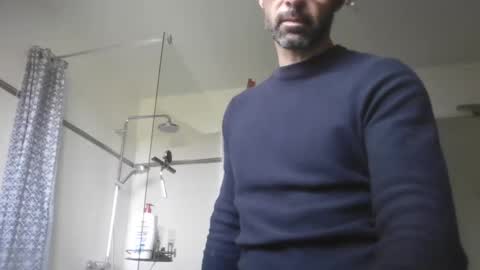 nicefrenchguy79 online show from November 5, 9:22 am