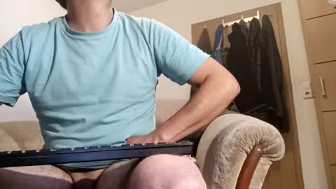 nicefuck0077 online show from May 1, 3:44 am