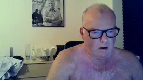 nicexxdane online show from December 2, 1:18 am