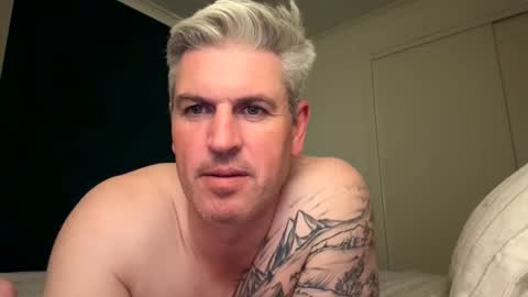 nick578320 online show from March 12, 3:38 pm