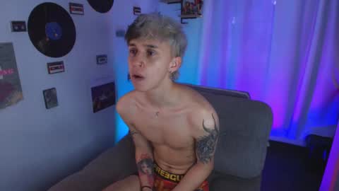 Nico online show from December 19, 5:41 pm