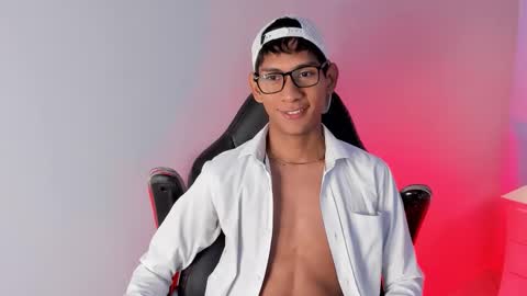 Nick online show from September 23, 8:26 pm