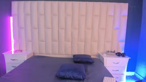 Nick online show from February 22, 4:18 am