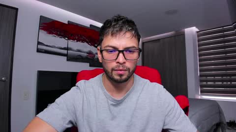 Nick Klaus online show from January 7, 9:35 pm