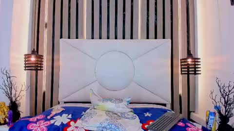 nick_smile online show from February 11, 6:06 am