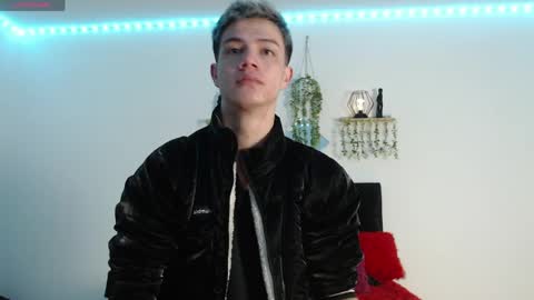 Nick  online show from April 6, 1:12 pm