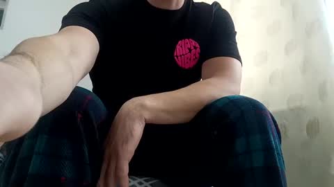 Snapshot of nickcarlosxx chatting on January 14, 11:53 am Nick online show from January 14, 11:53 am