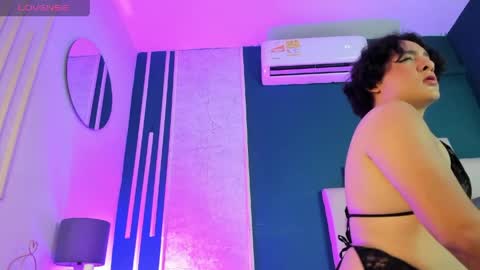 nicki_ripperton online show from April 15, 4:16 am