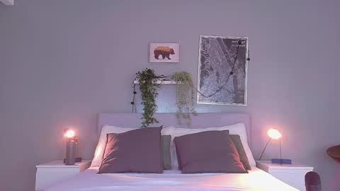 NICKI FOX  online show from September 15, 7:26 pm