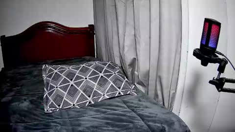 nicki online show from March 17, 12:32 pm