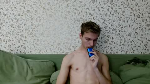 Nick online show from December 16, 1:43 pm