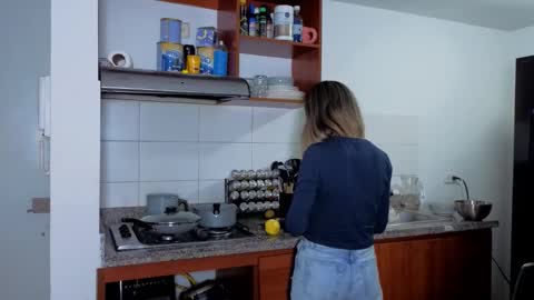 Nicky online show from February 5, 11:41 pm