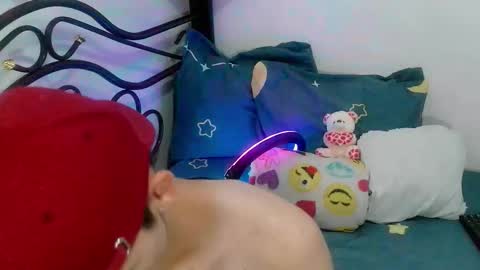 nico222025 online show from February 28, 5:17 pm