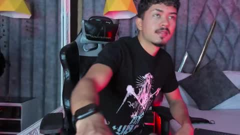 Nicolai online show from February 21, 12:08 pm