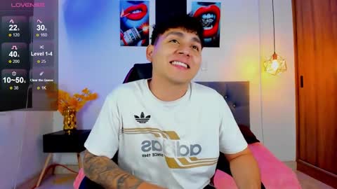 nicolas_james_sc online show from December 2, 1:53 pm