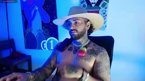 nicolas online show from April 25, 4:25 am