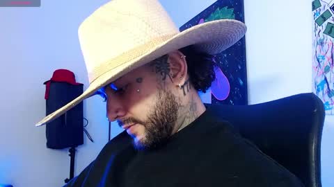 nicolas online show from April 26, 3:37 am