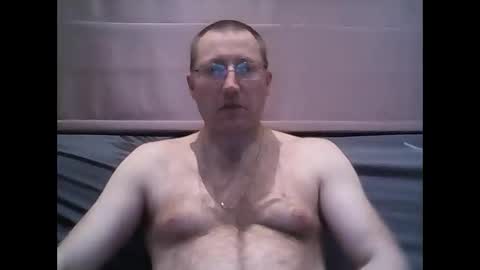 nicolaslapin87 online show from March 3, 7:43 pm