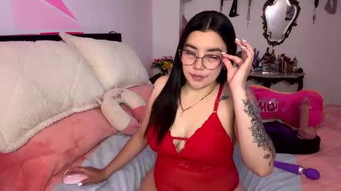 Nicole online show from October 9, 4:40 am