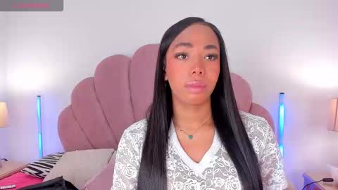 NICOLE online show from February 11, 1:15 pm