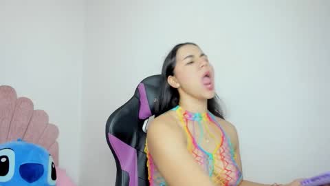 nicole santana online show from December 18, 11:11 pm