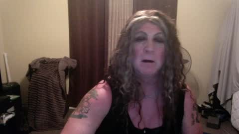 Nicole CD online show from May 16, 8:11 am