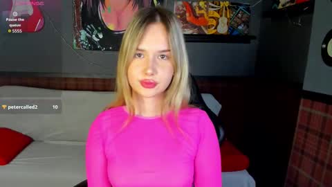 Nicoletta online show from December 23, 1:45 am