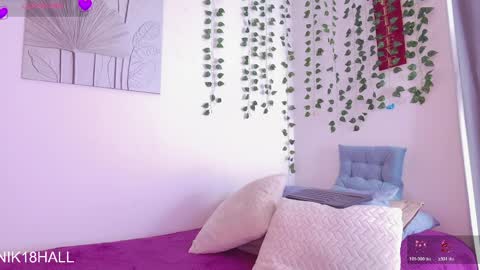 Nicolle online show from April 2, 11:17 am