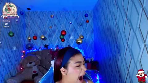 Nicolle Miley online show from December 16, 4:30 am