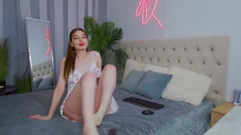 NicolRos online show from May 23, 2:46 pm
