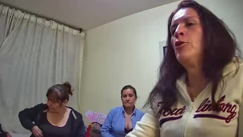 nicoltatiana_ online show from October 15, 11:48 pm