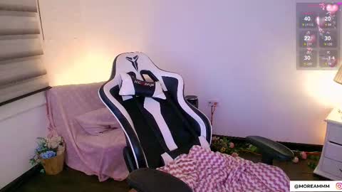 Nicol online show from December 21, 2:40 am