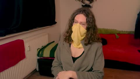 nidonist online show from January 5, 8:00 pm