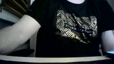 Niewidoczny online show from March 8, 5:33 pm