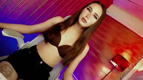 night_crystal1111 online show from March 30, 4:56 am