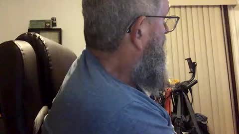 Snapshot of nightmoves1970 chatting on October 22, 4:26 am nightmoves1970 online show from October 22, 4:26 am