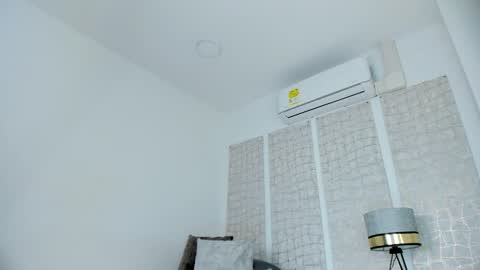 Niicole online show from November 25, 7:12 pm