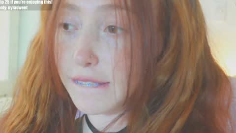 Snapshot of niilaa chatting on September 25, 5:31 pm of Nylasweet online show from September 25, 5:31 pm