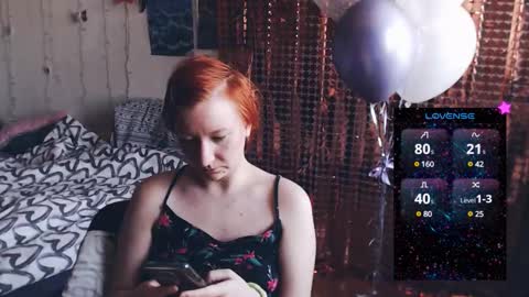 Snapshot of nika_fuchs chatting on February 22, 1:35 pm Nika online show from February 22, 1:35 pm