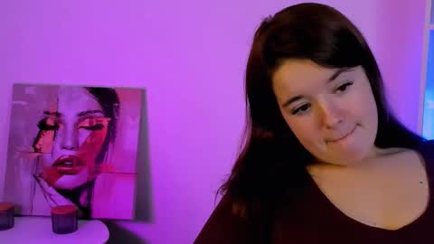 Snapshot of nika_still chatting on October 19, 1:49 pm Little  Angel online show from October 19, 1:49 pm