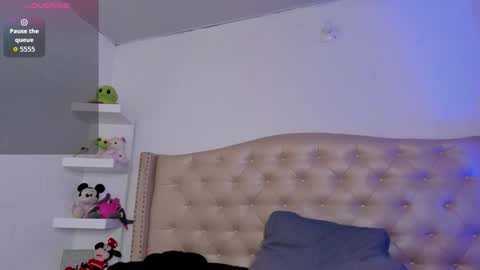 Niikii online show from October 30, 2:45 am