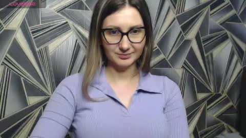 nikkikiss___ online show from February 18, 1:27 am