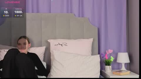 nikkilane11 online show from April 2, 4:58 pm