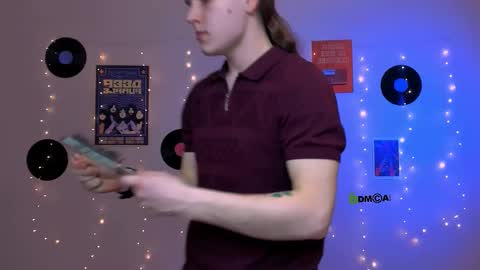 niko_vorn online show from March 12, 7:50 pm