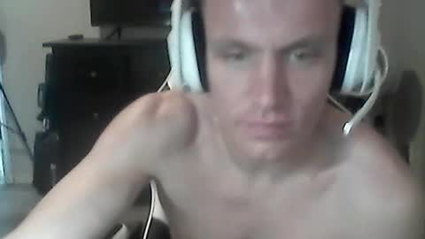 nikolai_russian_daddy online show from July 15, 8:24 pm