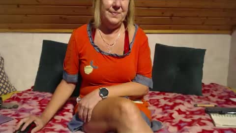 Nikole1 online show from June 9, 10:37 am