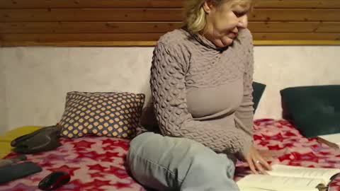 Nikole1 online show from November 11, 4:53 pm